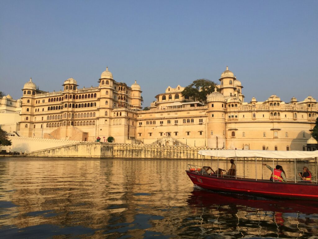 Unveiling Udaipur: A Comprehensive Guide to the Must-Visit Tourist Places