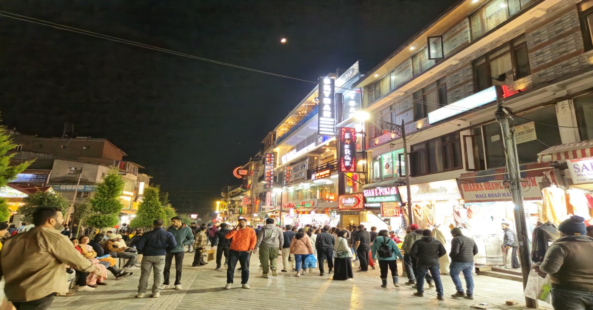 Mall Road Manali