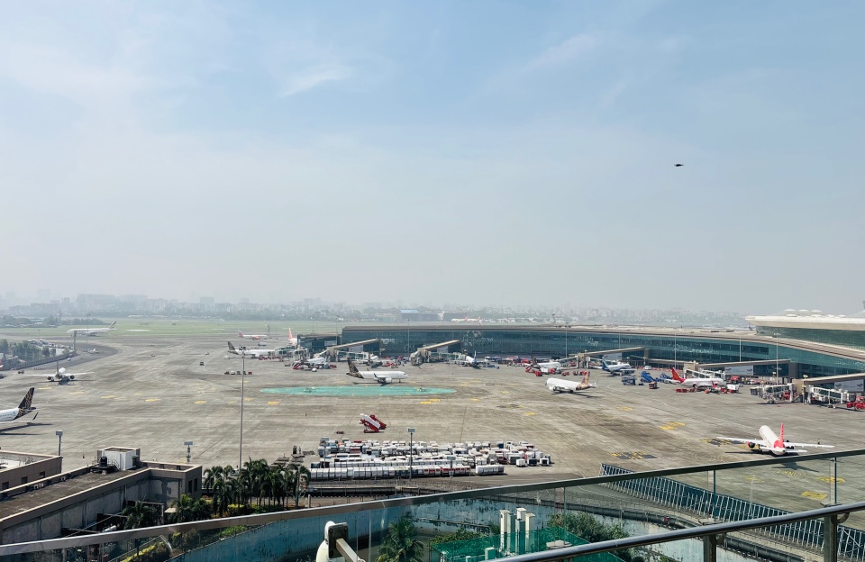 Fairfield by Marriott Mumbai International Airport Runway View